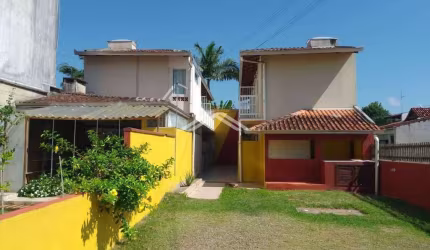 Prédio à venda, 248 m² por R$ 880.000,00 - Cambijú - Itapoá/SC
