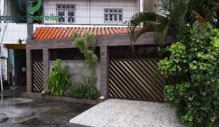 Casa Térrea 2 Quartos 1 Suíte Varanda 2 Vagas