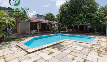Sítio com Piscina, Anexo e Potencial Residencial ou Comercial