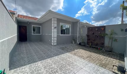 Casa 03 quartos a venda no bairro Ouro Fino em São Jose dos Pinhais