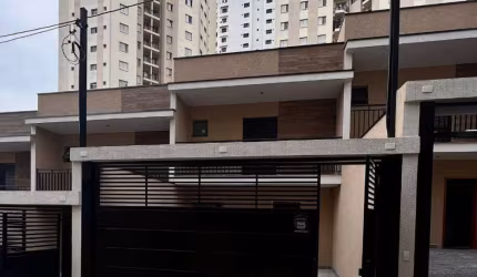 Sobrado com 3 dormitórios à venda, 110 m² por R$ 835.000,00 - Chora Menino - São Paulo/SP