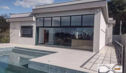Casa com 4 dormitórios à venda, 350 m² por R$ 2.500.000 - Centro - Igaratá/SP