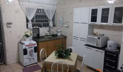 Sobrado em Vila Nova Mazzei