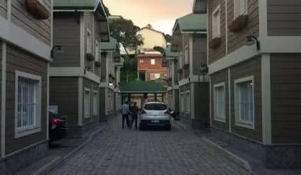 Casa com 2 dormitórios à venda, 62 m² por R$ 405.000,00 - Tremembé - São Paulo/SP