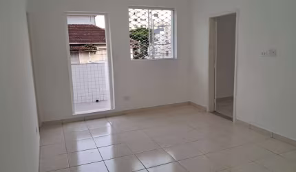 Casa com 3 quartos para alugar na Rua Teixeira de Freitas, 104, Campo Grande, Santos, 115 m2 por R$ 3.500