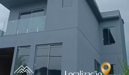 OPORTUNIDADE IMPERDÍVEL! SOBRADO Á VENDA EM VALE REAL.