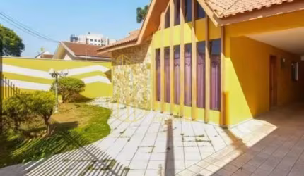 Casa em Portão  -  Curitiba