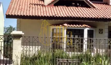 Casa em Tarumã  -  Curitiba