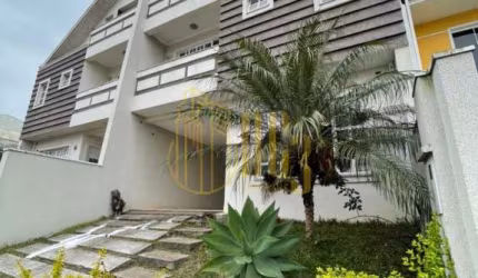 Casa de Condomínio na Cidade Industrial -  Curitiba
