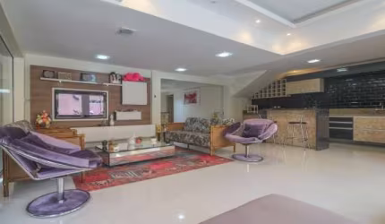 CASA 3D no bairro JARDIM PLANALTO em Porto Alegre