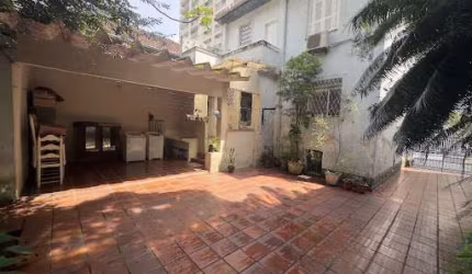 Casa com 3 dormitórios à venda, 225 m² por R$ 800.000,01 - Vila Matias - Santos/SP