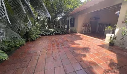 Casa com 3 dormitórios à venda, 225 m² por R$ 800.000,01 - Vila Matias - Santos/SP
