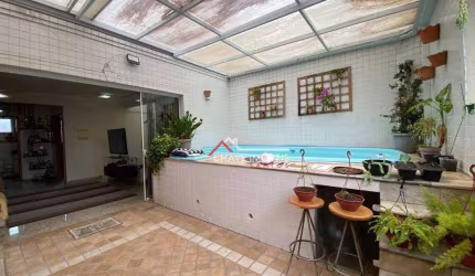Casa com 4 dormitórios à venda, 270 m² por R$ 1.530.000,00 - Embaré - Santos/SP