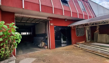 Sobrado comercial e Residencial