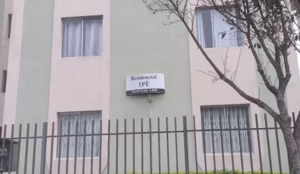 Apartamento térreo sitio cercado