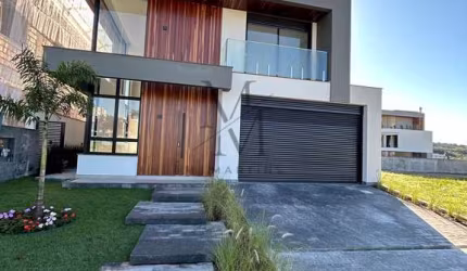 Casa Alto Padrão 4 Dormitorios Com Suite