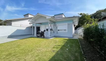 Casa 2 Dormitorios com Suite