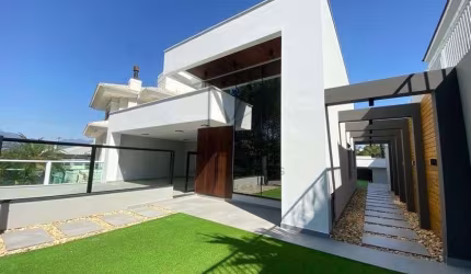 Casa Alto Padrão 3 Dormitorios Com Suite