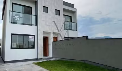 Sobrado com excelente localização, lot. Parque Residencial Bela Vista.
