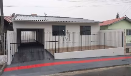 Casa Aconchegante em Terreno Amplo