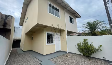 Sobrado à venda no bairro São Sebastião - Palhoça/SC
