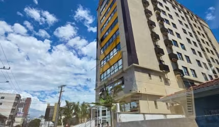 Sala à venda no bairro Barreiros - São José/SC