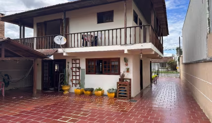 Sobrado em Pinhais  a venda , melhor região! Grande potencial