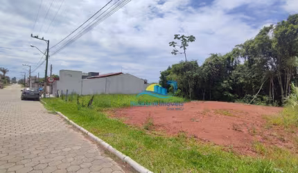 Lote aterrado - Pronto para construir