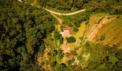 Chácara à venda em Apiúna, 148331 m² por R$ 650.000 - Centro - Apiúna/SC