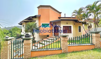 Casa à venda Condomínio Flamboyant em Atibaia - 418m²