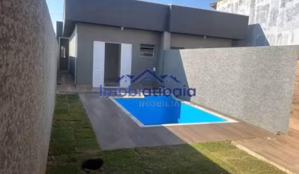 Casa com piscina à venda em Atibaia - Jd. Imperial - 175m²