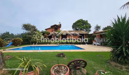 Chácara à venda com vista para a represa em Nazaré Paulista - 1300m²