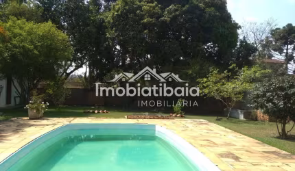 Chácara à venda em Atibaia - 3 km do centro - 996m²