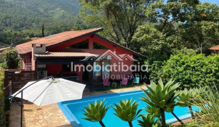 Casa rústica à venda em condomínio fechado na cidade de Atibaia - 321m²