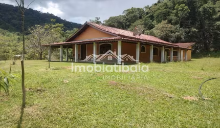 Sítio com nascente e lago à venda em Piracaia - 55.000m²