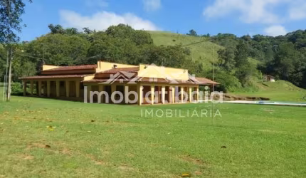 Fazenda à venda em Santa Isabel / Divisa com Igaratá - 13 lagos - 302.000m²