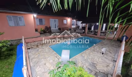 Casa à venda com nascente em Atibaia - Jardim Imperial - 891m²