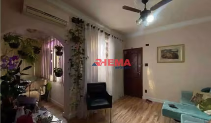 Apartamento com 2 dormitórios à venda, 69 m² por R$ 370.000,00 - Embaré - Santos/SP
