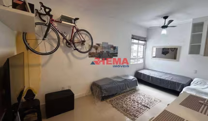 Kitnet com 1 dormitório à venda, 37 m² por R$ 305.000,00 - Ponta da Praia - Santos/SP