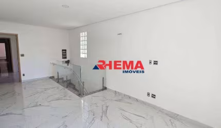 Sobrado com 3 dormitórios à venda, 90 m² por R$ 905.000,00 - Ponta da Praia - Santos/SP