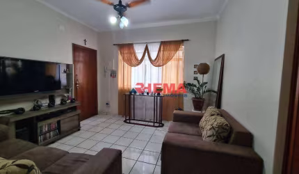 Apartamento com 2 dormitórios à venda, 56 m² por R$ 370.000,00 - Gonzaga - Santos/SP