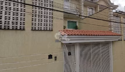 Casa com 2 quartos à venda na Rua Góis de Araújo, 135, Vila Dom Pedro II, São Paulo por R$ 740.000