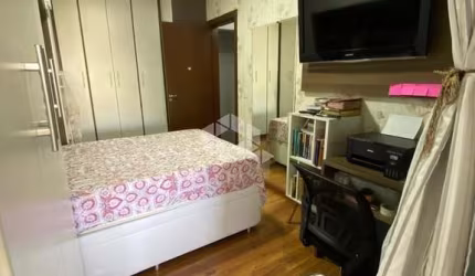 Casa com 3 quartos à venda na Rua Padre José Materni, 511, Vila Serralheiro, São Paulo por R$ 600.000