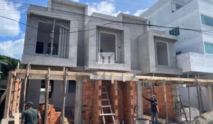 Sobrado Geminado em Bombinhas