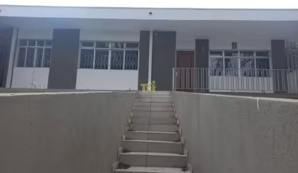 Casa com 279 m2 no Guabirotuba R$ 1.350.000,00