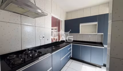 Apartamento com 2 quartos à venda na Rua Aníbal Silva, 980, Parque da Fonte, São José dos Pinhais por R$ 200.000