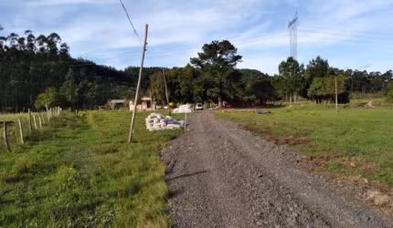 Área de terra com 17,00 ha - Capela de Santana – 713