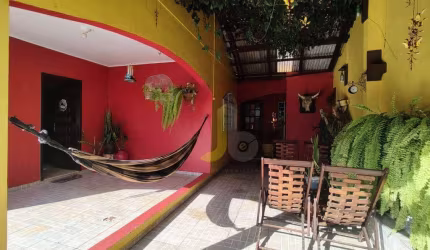 Casa com 9 quartos à R$ 1.100.000 - Centro - Cascavel/PR