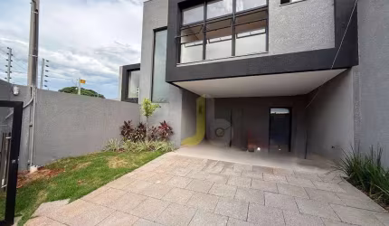 SOBRADO EM ÓTIMA LOCALIZAÇÃO