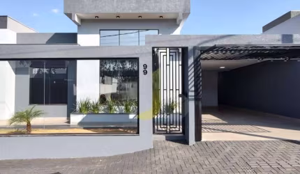 Belíssima casa no Tropical III